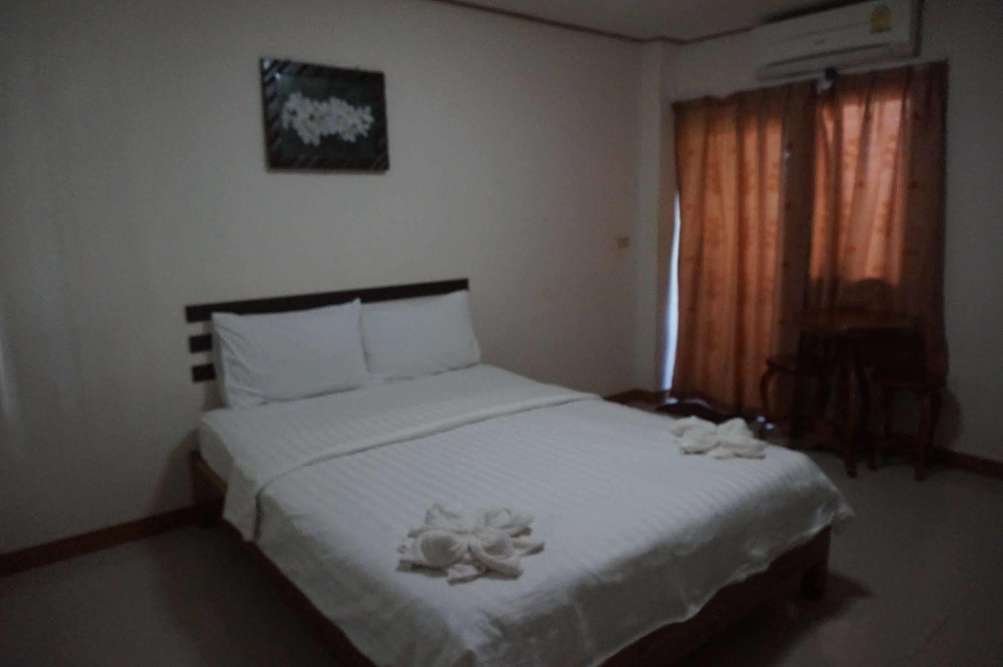Gongaew Mansion Hotel Ubon Ratchathani Luaran gambar